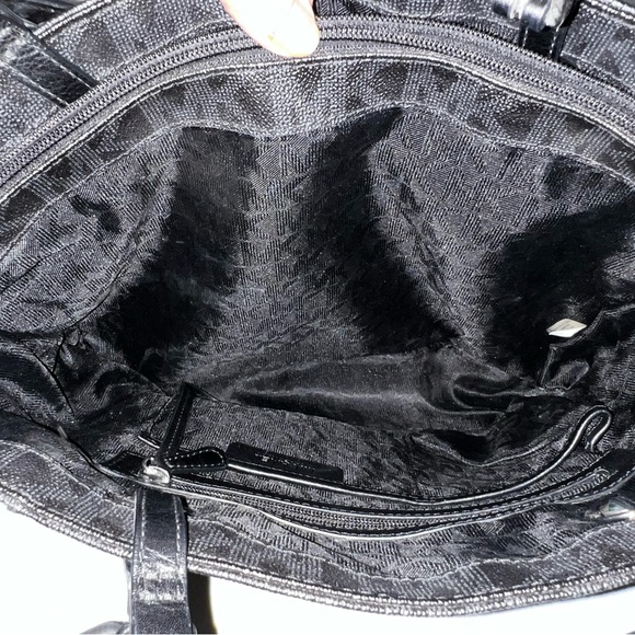 Large Michael Kors Tote - Picture 7 of 10